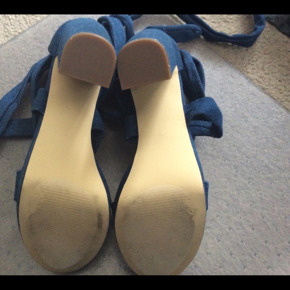 Strappy Denim platform sandal - Picture 5 of 7